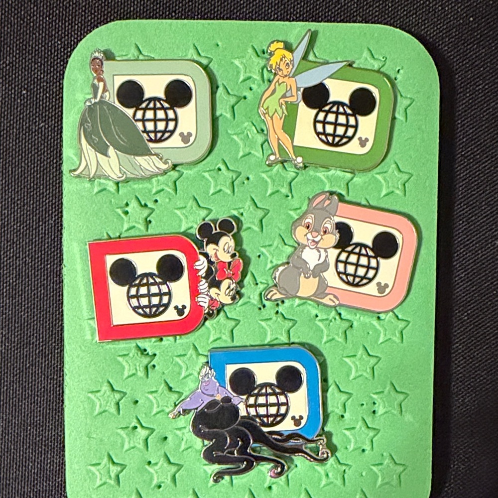 Disney hidden Mickey 2024&2025 WDW D pins